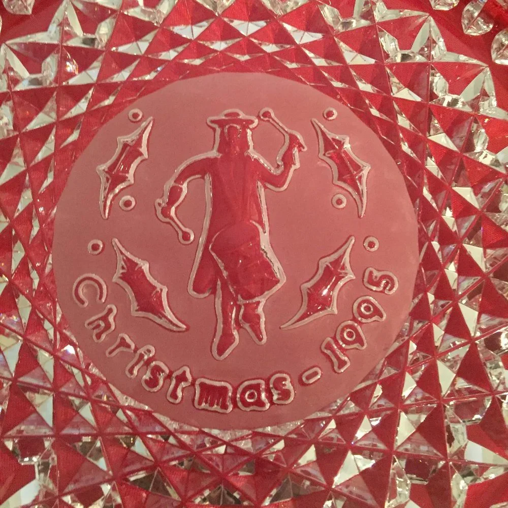 Waterford Crystal “TWELVE DRUMMERS DRUMMING” 1995 Christmas 8" Plate - Picture 2 of 6